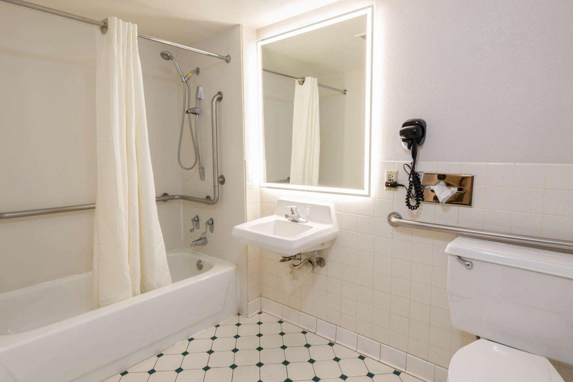 La Quinta Inn By Wyndham Stockton Eksteriør bilde