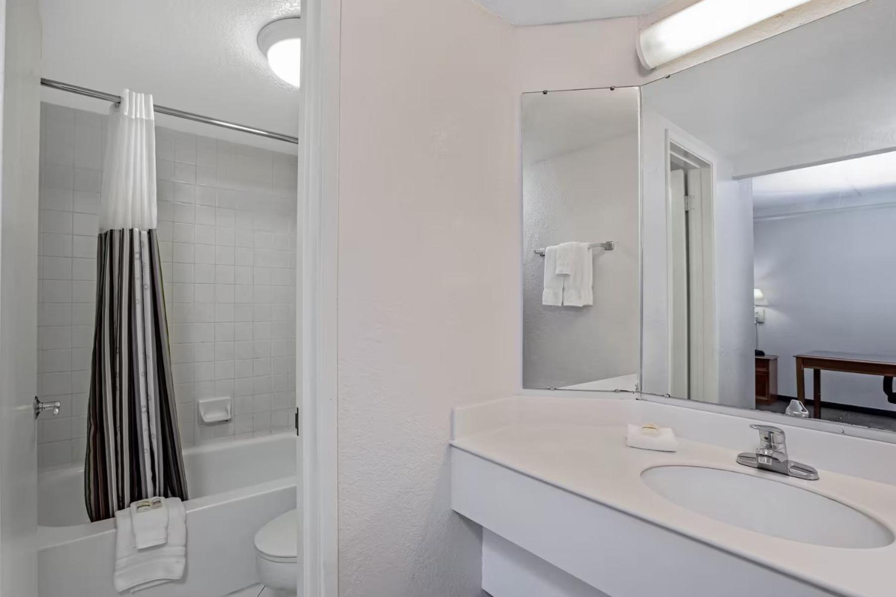 La Quinta Inn By Wyndham Stockton Eksteriør bilde